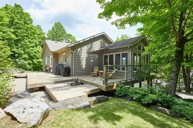1001 Bebris Road, House detached with 3 bedrooms, 2 bathrooms and 8 parking in Central Frontenac ON | Image 21