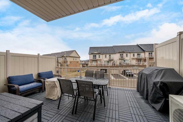 unit 6 - 126 Watson Pkwy N, Townhouse with 2 bedrooms, 3 bathrooms and 1 parking in Guelph ON | Image 3