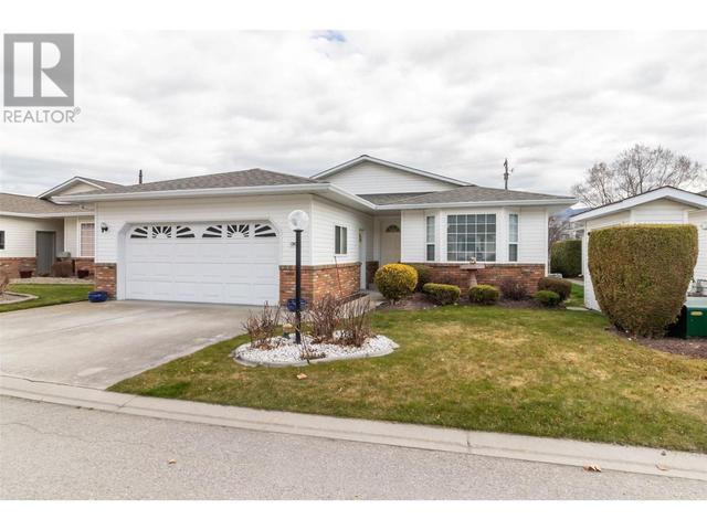308 Falcon Drive, House detached with 2 bedrooms, 2 bathrooms and 4 parking in Penticton 1 BC | Image 1