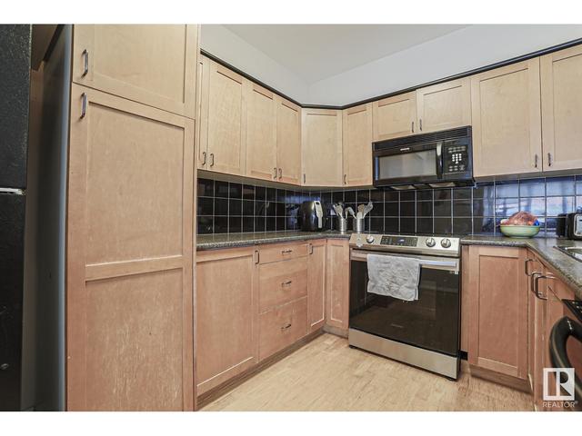 211 - 10033 110 St Nw, Condo with 2 bedrooms, 1 bathrooms and null parking in Edmonton AB | Image 10