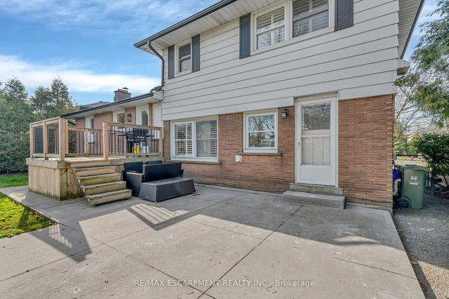 192 Delmar Dr, House detached with 2 bedrooms, 3 bathrooms and 3 parking in Hamilton ON | Image 21