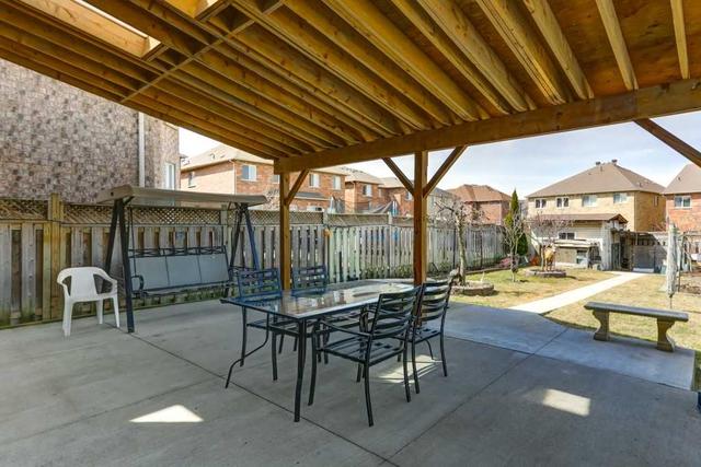 20 Aria Lane, House detached with 3 bedrooms, 3 bathrooms and 6 parking in Brampton ON | Image 26
