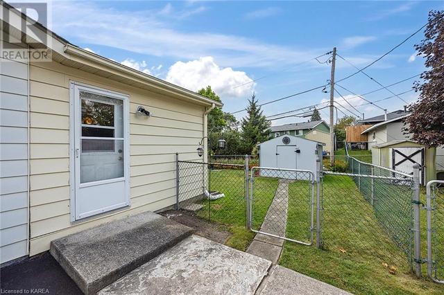 1314 Waverley Crescent, House detached with 3 bedrooms, 1 bathrooms and 6 parking in Kingston ON | Image 30