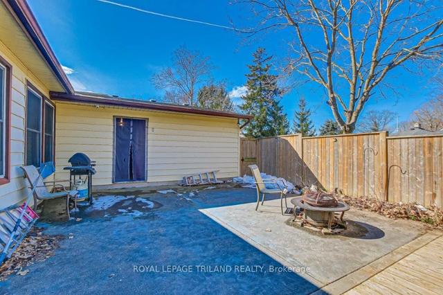139 Brayside St, House detached with 2 bedrooms, 2 bathrooms and 5 parking in Central Elgin ON | Image 14