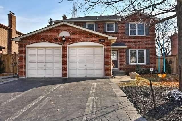 1523 Princeton Cres, House detached with 3 bedrooms, 4 bathrooms and 2 parking in Oakville ON | Image 2