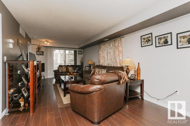107 - 10118 106 Av Nw, Condo with 2 bedrooms, 2 bathrooms and null parking in Edmonton AB | Image 17