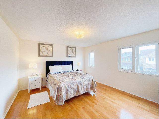 80 Madison Heights Blvd, House detached with 3 bedrooms, 3 bathrooms and 2 parking in Markham ON | Image 2