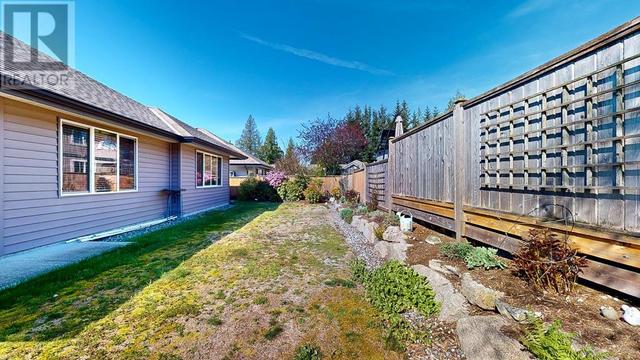 6262 Kevins Road, House detached with 3 bedrooms, 2 bathrooms and 4 parking in Sechelt BC | Image 34