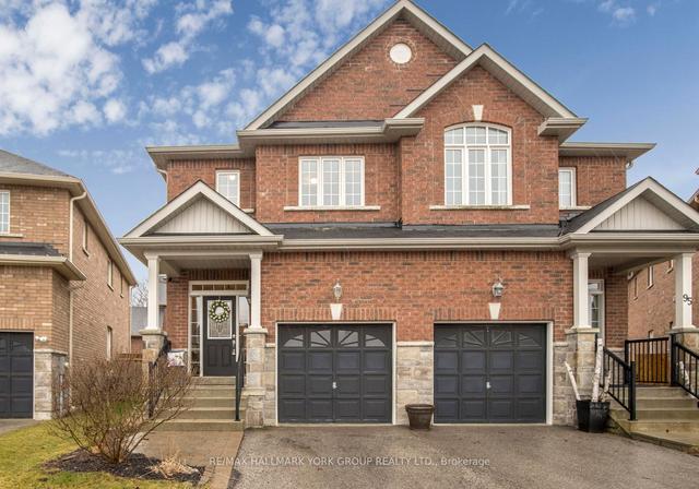 93 Donald Stewart Cres, House semidetached with 3 bedrooms, 3 bathrooms and 3 parking in East Gwillimbury ON | Image 1