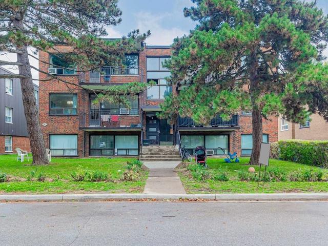 5 - 4 Fraserwood Ave, House detached with 3 bedrooms, 1 bathrooms and 1 parking in Toronto ON | Image 1