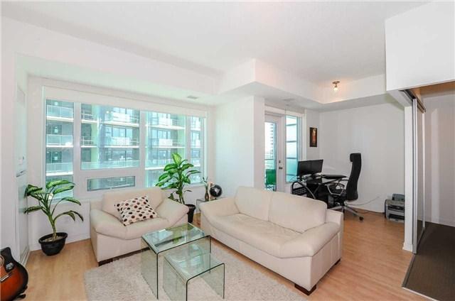 1405 - 55 East Liberty St, Condo with 1 bedrooms, 1 bathrooms and 1 parking in Toronto ON | Image 9