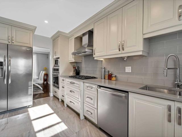 67 Golfdown Dr, House detached with 3 bedrooms, 3 bathrooms and 4 parking in Toronto ON | Image 27