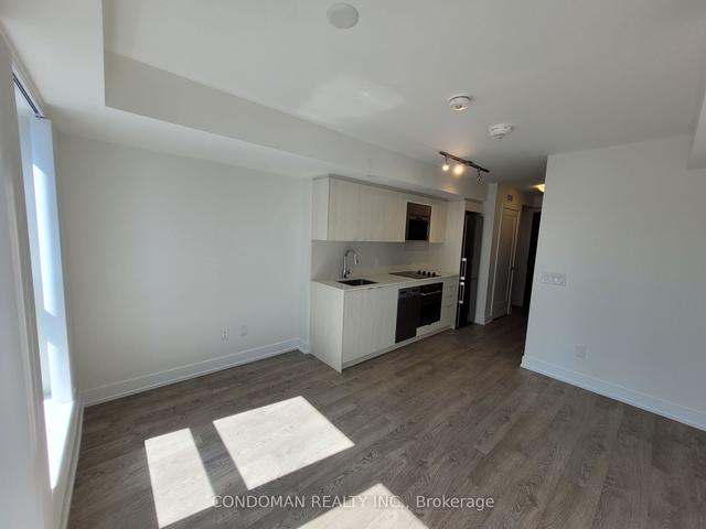 1331 - 5 Mabelle Ave, Condo with 1 bedrooms, 1 bathrooms and 1 parking in Toronto ON | Image 3