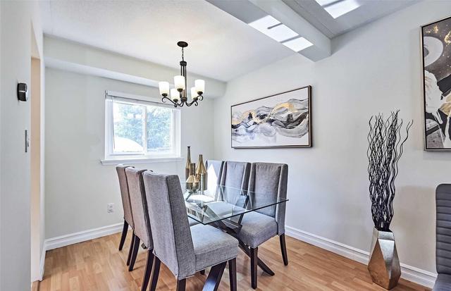 16 Swanston Cres, House detached with 4 bedrooms, 2 bathrooms and 4 parking in Ajax ON | Image 4