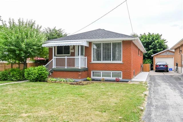 179 Ridge Street, House detached with 4 bedrooms, 2 bathrooms and 2 parking in Hamilton ON | Image 2