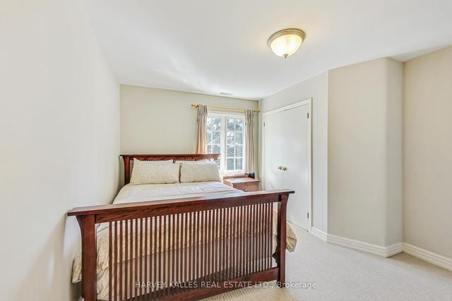 218 Yonge Blvd, House detached with 3 bedrooms, 4 bathrooms and 4 parking in Toronto ON | Image 21