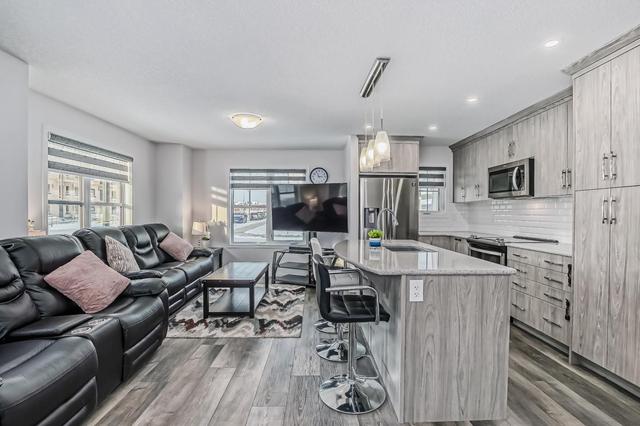 268 Carrington Way Nw, Home with 3 bedrooms, 2 bathrooms and 2 parking in Calgary AB | Image 16