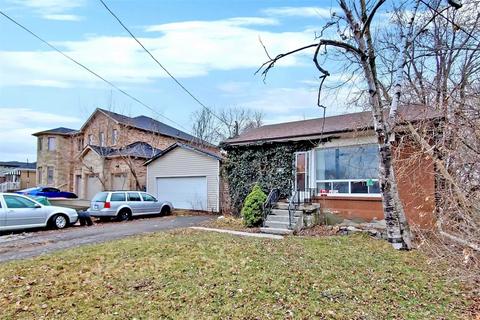 38 Cattrick St, House detached with 2 bedrooms, 2 bathrooms and 6.5 parking in Mississauga ON | Card Image