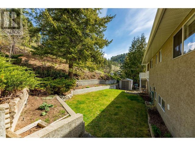 1276 Rio Drive, House detached with 4 bedrooms, 2 bathrooms and 6 parking in Kelowna BC | Image 41