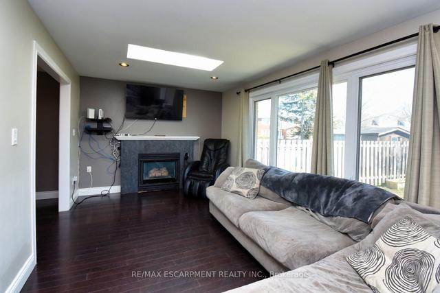 78 Broughton Ave, House detached with 3 bedrooms, 4 bathrooms and 5 parking in Hamilton ON | Image 11