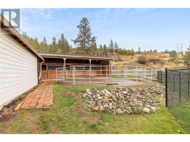5731 Anderson Road, House detached with 4 bedrooms, 4 bathrooms and 11 parking in Central Okanagan BC | Image 44