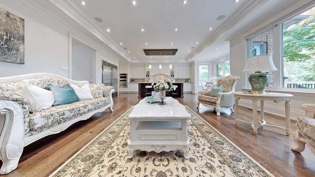 120 Estelle Ave, House detached with 4 bedrooms, 5 bathrooms and 4 parking in Toronto ON | Image 10