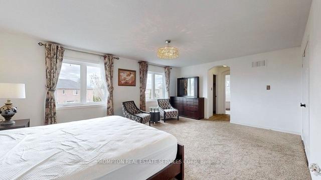 18 Bridleford Crt, House detached with 5 bedrooms, 8 bathrooms and 7 parking in Markham ON | Image 11