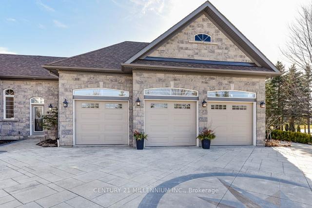 3 Castlewood Crt, House detached with 3 bedrooms, 4 bathrooms and 13 parking in Caledon ON | Image 23