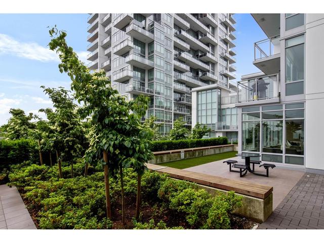 th01 - 258 Nelson's Court, House attached with 3 bedrooms, 3 bathrooms and null parking in New Westminster BC | Image 29