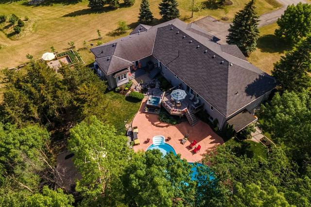 75 Bay Breeze St, House detached with 5 bedrooms, 4 bathrooms and 10 parking in Prince Edward County ON | Image 32