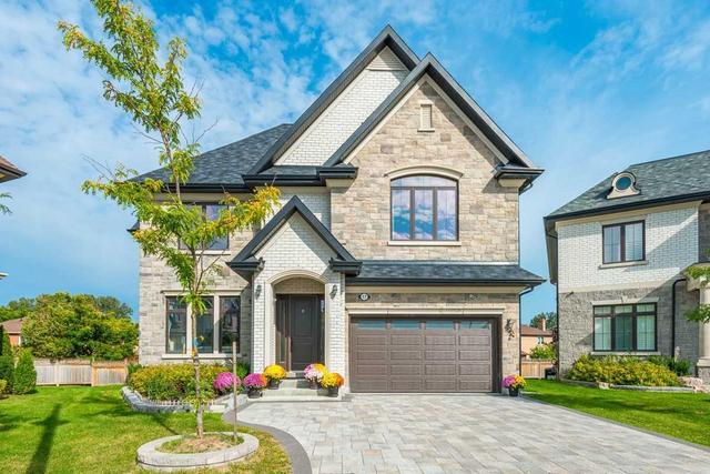 17 Francesco Crt, House detached with 4 bedrooms, 5 bathrooms and 4 parking in Markham ON | Image 1