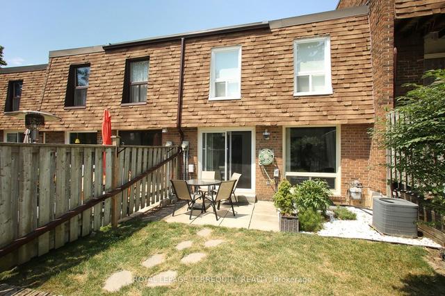 139 Huntingdale Blvd, Townhouse with 3 bedrooms, 3 bathrooms and 2 parking in Toronto ON | Image 20