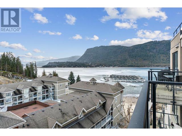 702 - 326 Mara Lake Lane, Condo with 3 bedrooms, 3 bathrooms and 2 parking in Sicamous BC | Image 38