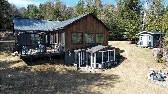 31 Glofcheski Lane, House detached with 3 bedrooms, 2 bathrooms and 5 parking in Madawaska Valley ON | Image 24