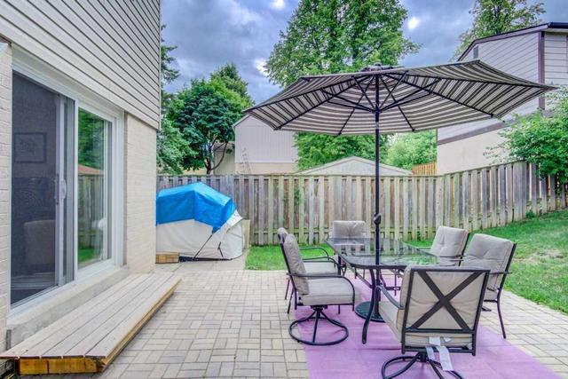 14 Jasmine Sq, House attached with 3 bedrooms, 2 bathrooms and 2 parking in Brampton ON | Image 19