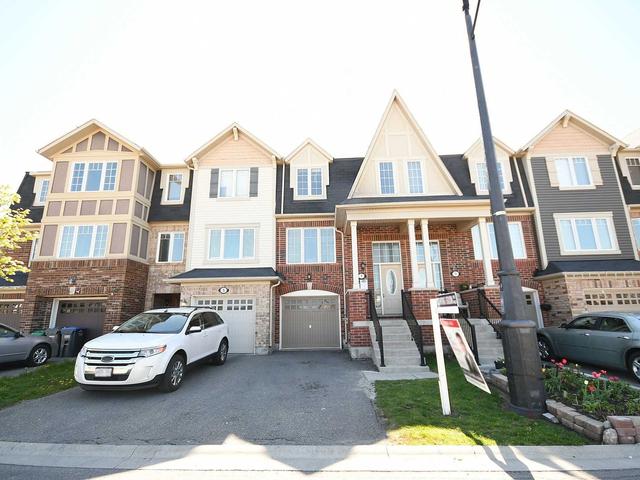 7 Signature Lane, House attached with 3 bedrooms, 3 bathrooms and 3 parking in Brampton ON | Image 1