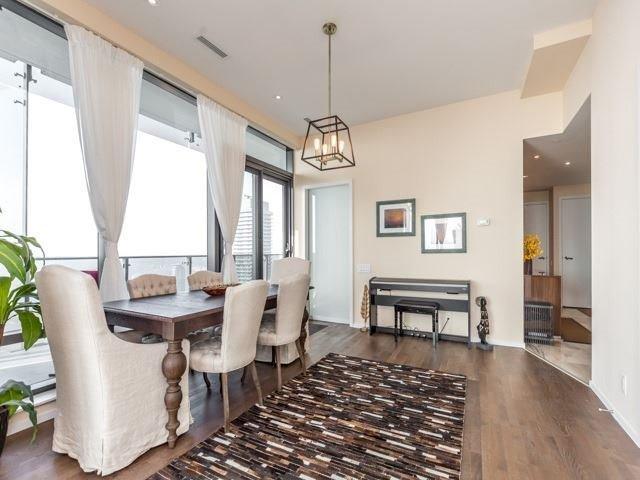 4602 - 5 St Joseph St, Condo with 2 bedrooms, 2 bathrooms and 2 parking in Toronto ON | Image 10