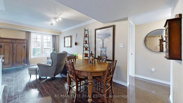 2 - 667a Warden Ave W, Townhouse with 3 bedrooms, 2 bathrooms and 2 parking in Toronto ON | Image 21
