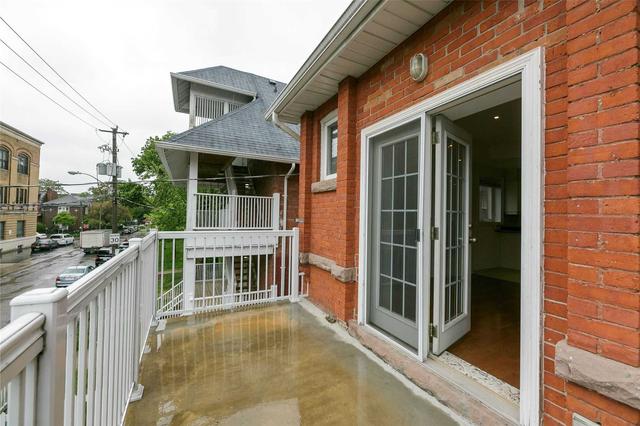 upper - 76 Oxford St, House semidetached with 2 bedrooms, 1 bathrooms and 0 parking in Toronto ON | Image 10