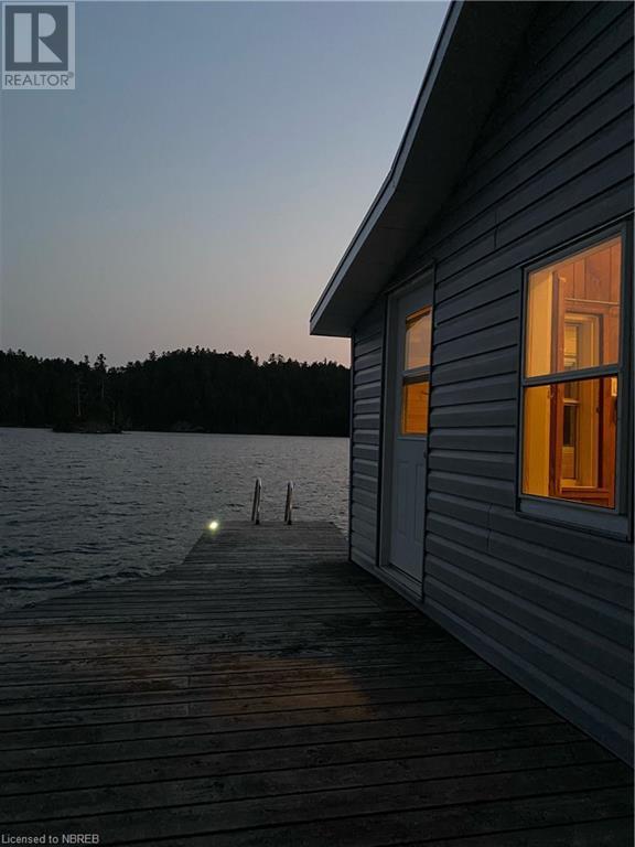 2 - 665 Pt Chimo Island, House detached with 2 bedrooms, 1 bathrooms and null parking in Temagami ON | Image 14