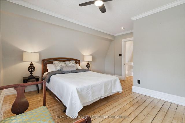123 Cathcart St, House detached with 3 bedrooms, 2 bathrooms and 5 parking in London ON | Image 18