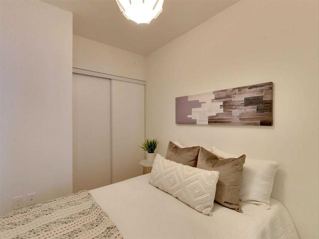 1112w - 27 Bathurst St, Condo with 2 bedrooms, 2 bathrooms and 0 parking in Toronto ON | Image 15