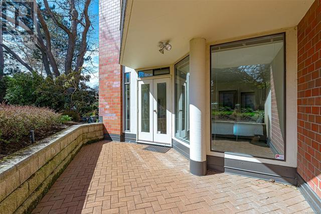 107 - 2119 Oak Bay Ave, Condo with 2 bedrooms, 2 bathrooms and 1 parking in Oak Bay BC | Image 27