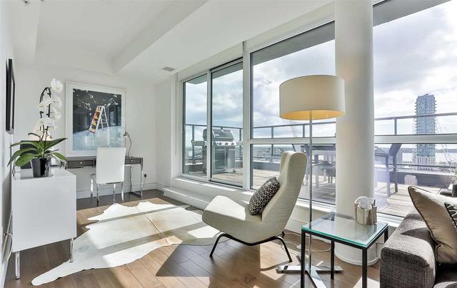 ph1603 - 39 Sherbourne St, Condo with 1 bedrooms, 2 bathrooms and 1 parking in Toronto ON | Image 13