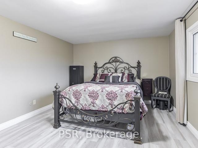 757 Westdale St, House detached with 3 bedrooms, 2 bathrooms and 6 parking in Oshawa ON | Image 16