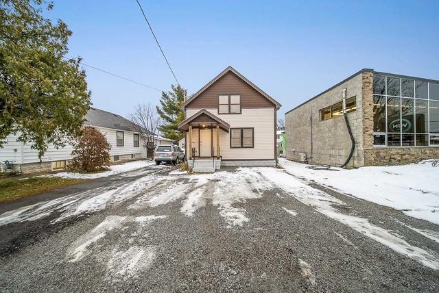 4102 Portage Rd, House detached with 3 bedrooms, 2 bathrooms and 6 parking in Niagara Falls ON | Image 37