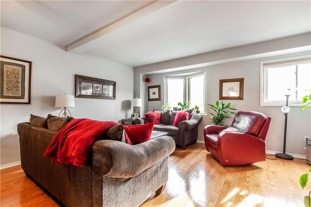 16 - 2300 Brays Lane, House attached with 3 bedrooms, 1 bathrooms and 1 parking in Oakville ON | Image 4