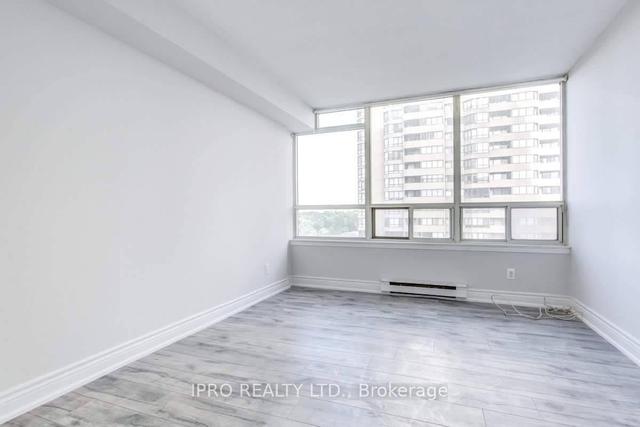 706 - 30 Greenfield Ave, Condo with 2 bedrooms, 2 bathrooms and 2 parking in Toronto ON | Image 13