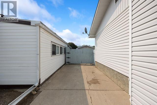 33 Fitzgerald Avenue, House detached with 3 bedrooms, 2 bathrooms and 6 parking in Wood Buffalo AB | Image 21