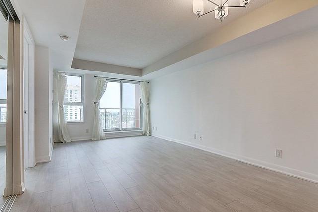2503 - 25 Town Centre Crt, Condo with 1 bedrooms, 1 bathrooms and 1 parking in Toronto ON | Image 6